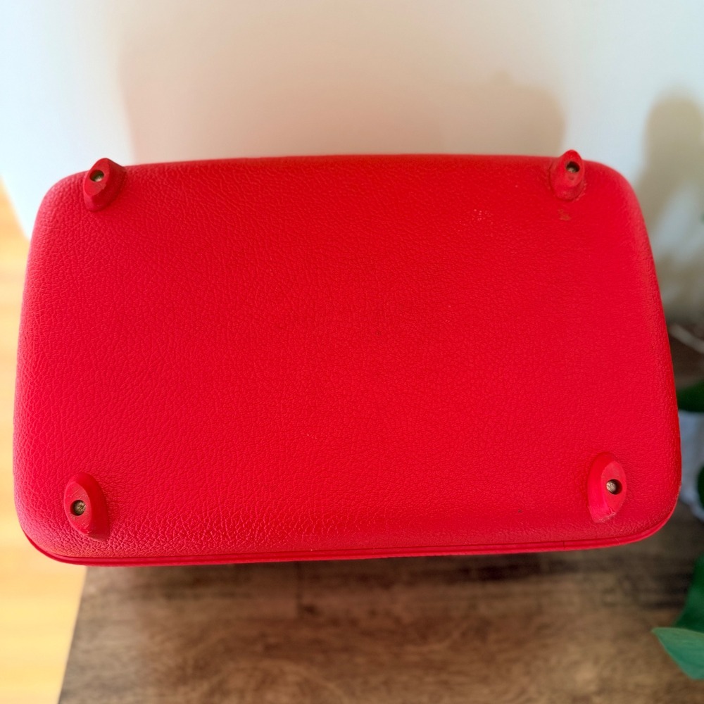 Vintage 1960s American Tourtister Tiara Red Train Case Vanity Makeup Case USA - Picture 10 of 12